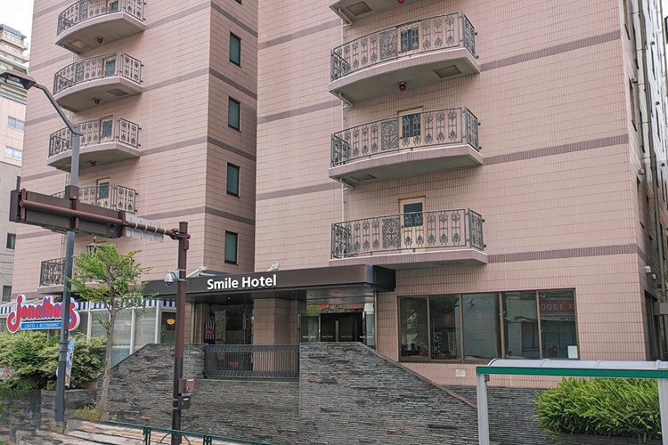 スマイルホテル東京新小岩の外観