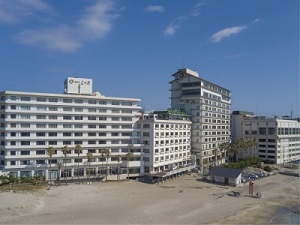 勝浦温泉　勝浦ホテル三日月