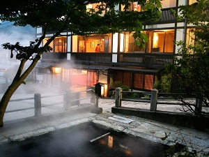 野沢温泉　村のホテル　住吉屋