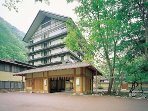 湯西川温泉 花と華